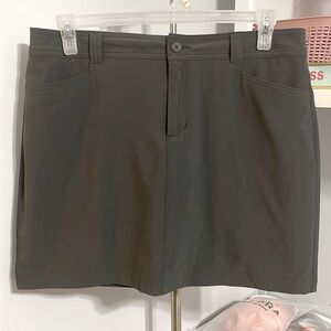 Eddie Bauer activewear gray skort size 12